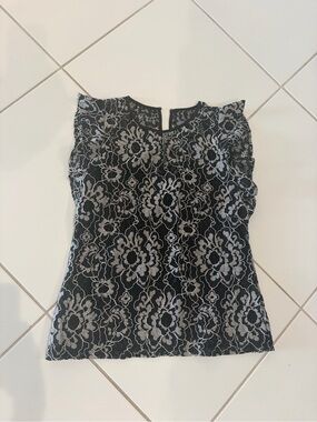 White House Black Market Black Lace Floral Cap-Sleeve Top